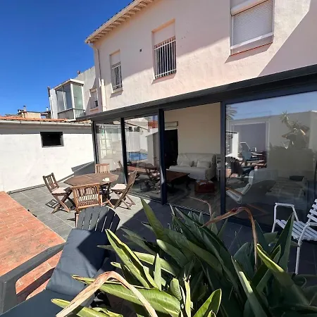 1950s Designer With Terrace Appartement Perpignan